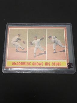 1962 Topps #319 Mike McCormick Shows His Stuff Vintage Baseball Card
