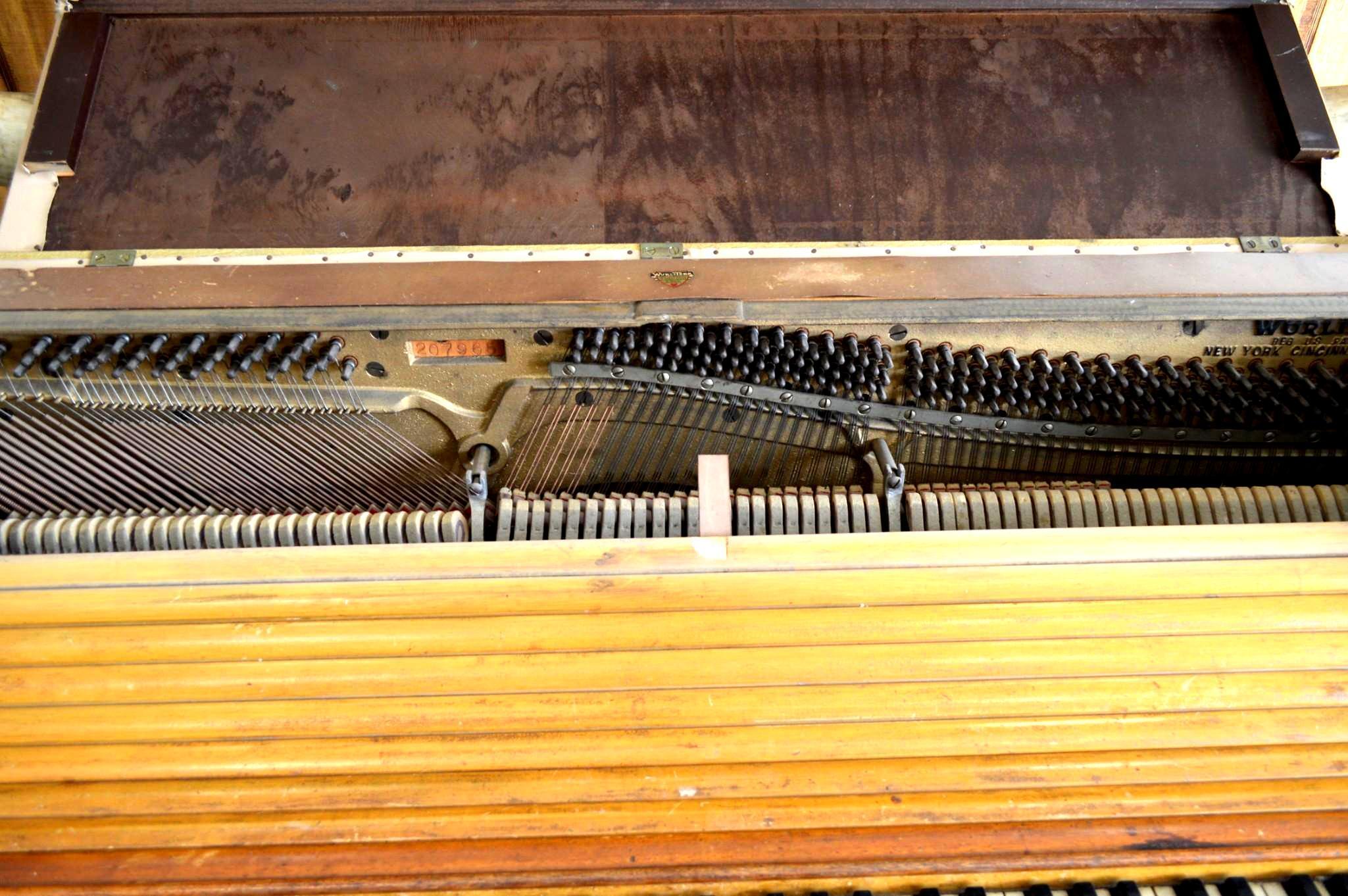 Wurlitzer Kordevon Upright Spinet Piano