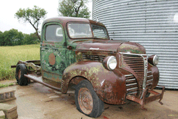 1940’S Plymouth Pickup w/Box, Tailgate & Hood – for parts