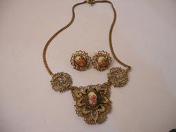 Vintage Kariie Necklace and Earrings