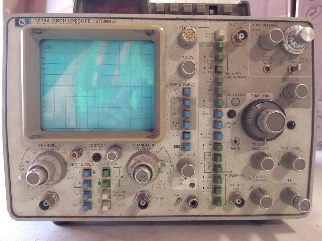 HP 1725A Oscilloscope