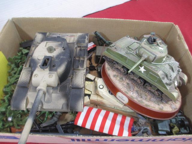 Mixed Vintage Military Toys & Collectibles