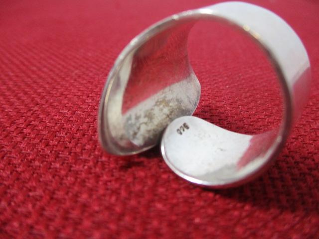 Sterling Silver with Mother of Pearl/Abalone Ring