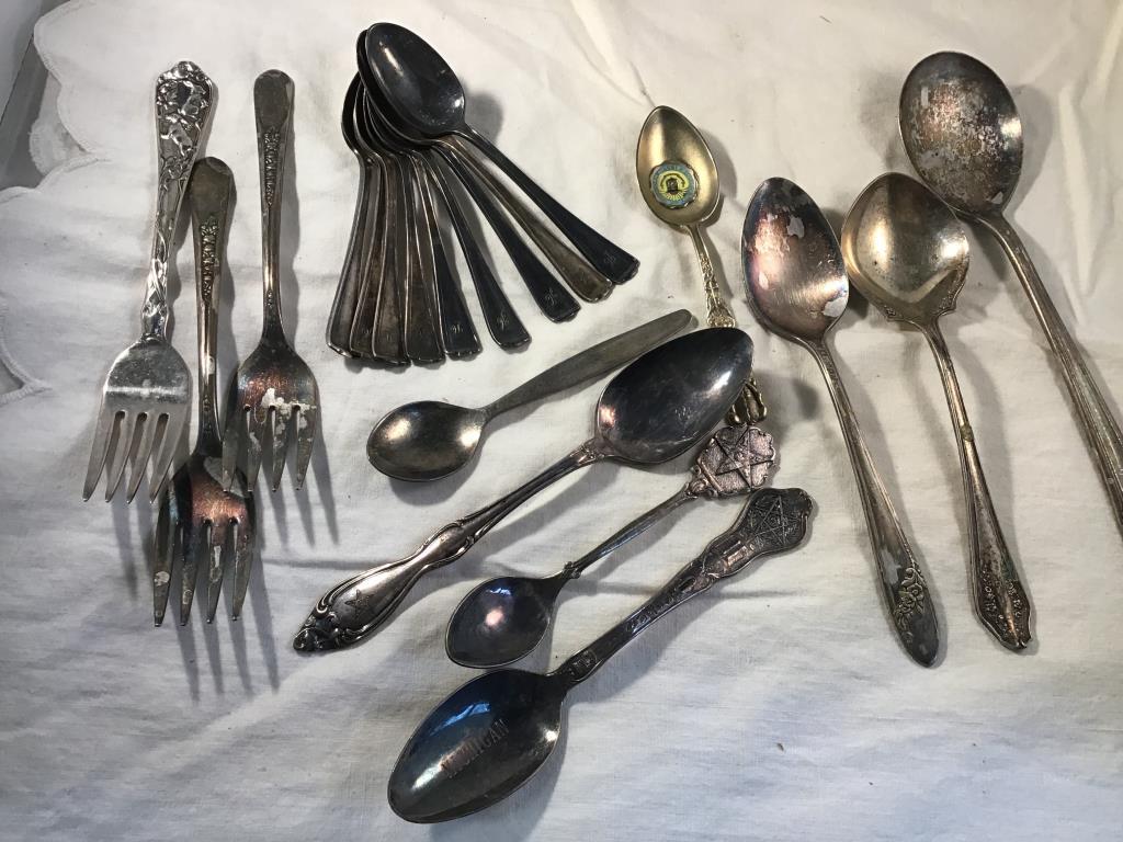 Lg lot spoon collection