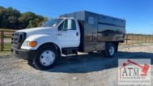 2004 Ford F-650 Chip Truck