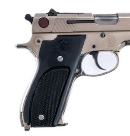 S&W 39-2 Nickel 9mm Semi Auto Pistol