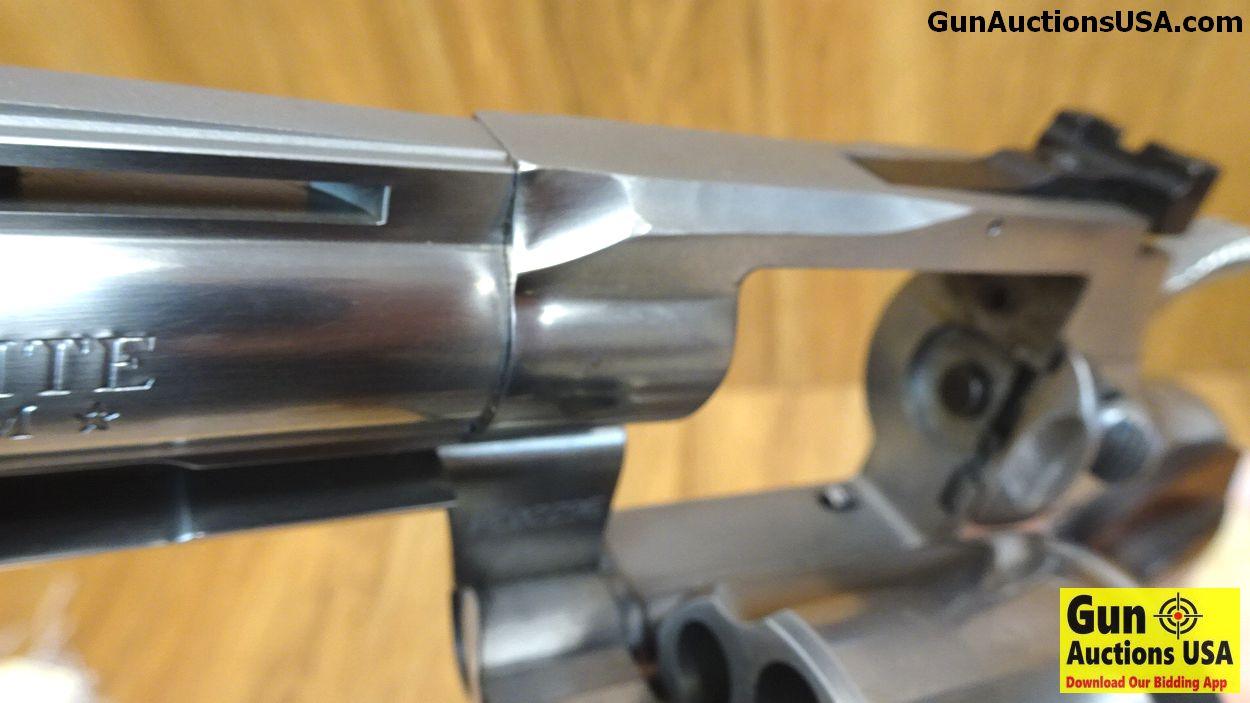 Colt PYTHON ELITE .357 MAGNUM Revolver. Like New Condition. 6" Barrel. Shiny Bore, Tight Action Colt