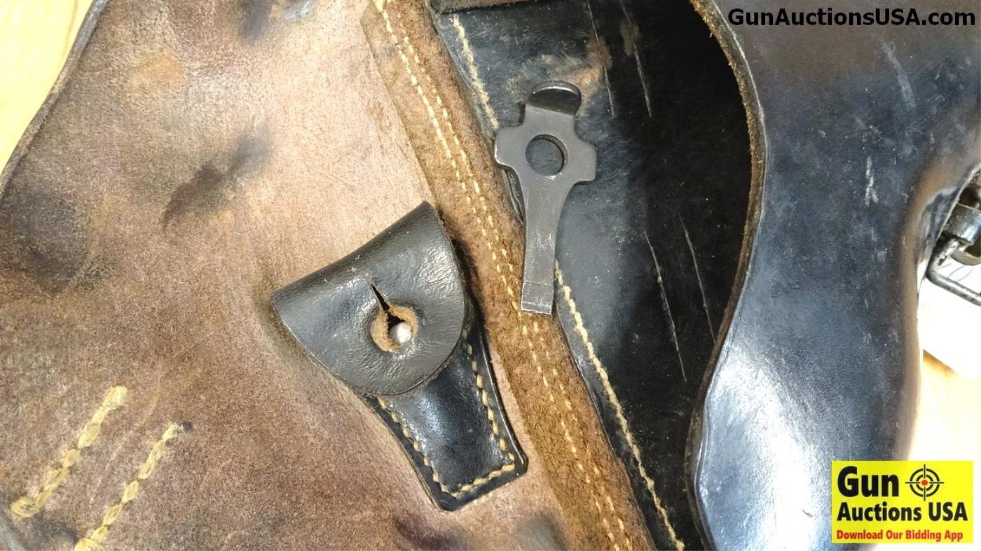 Luger Holster. Very Good Condition. This is A Excellent Find! This Black Leather Luger Holster is Em