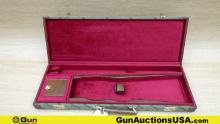 Winchester Model 23 Gun Case. Very Good. Beautiful, 27.25x9x3 Gun case For the Model 23 Double Barre