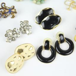 20 Pair of Vintage to Now Ladies Costume Jewelry Earrings