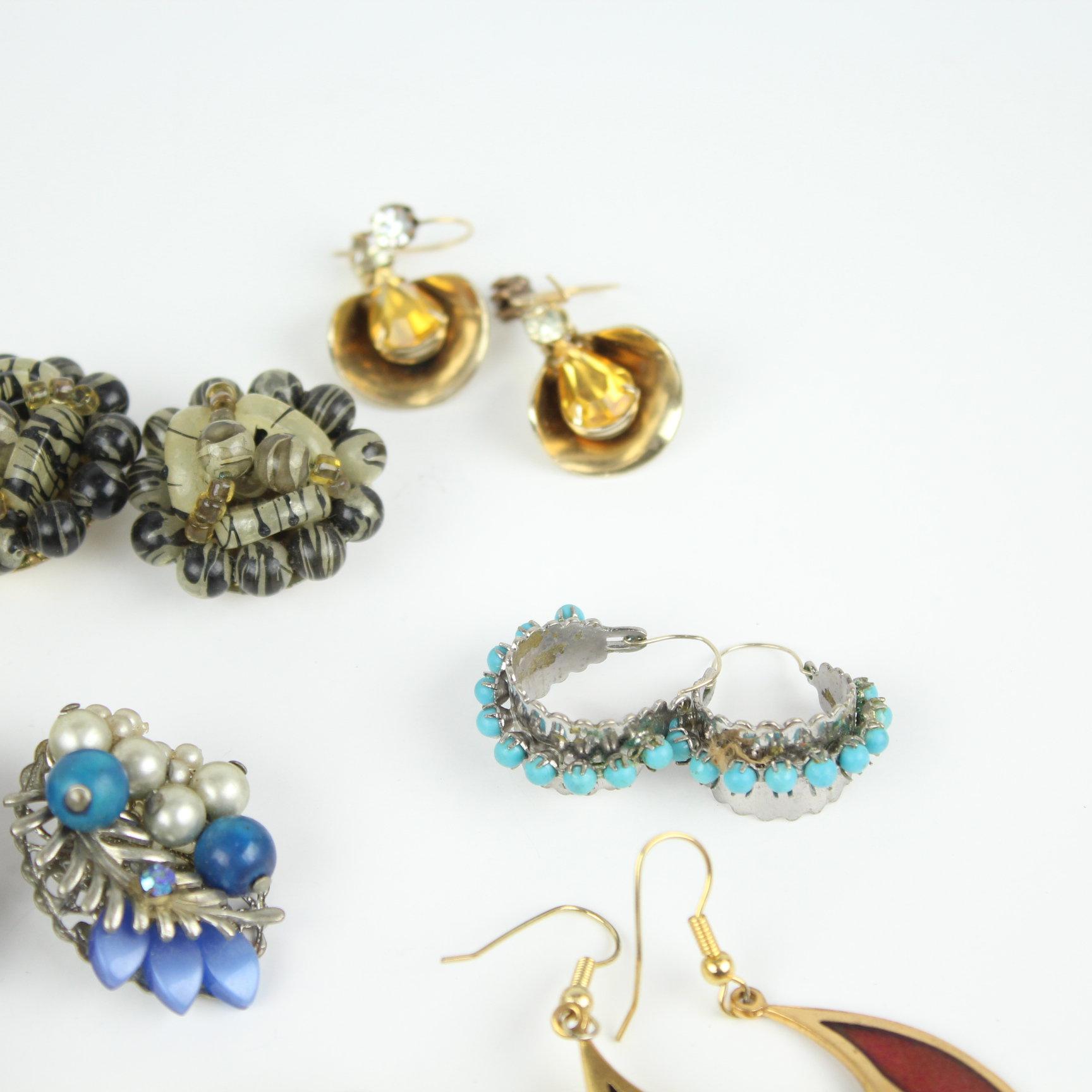 Vintage to Now 20 Pair of Ladies Costume Jewelry Earrings