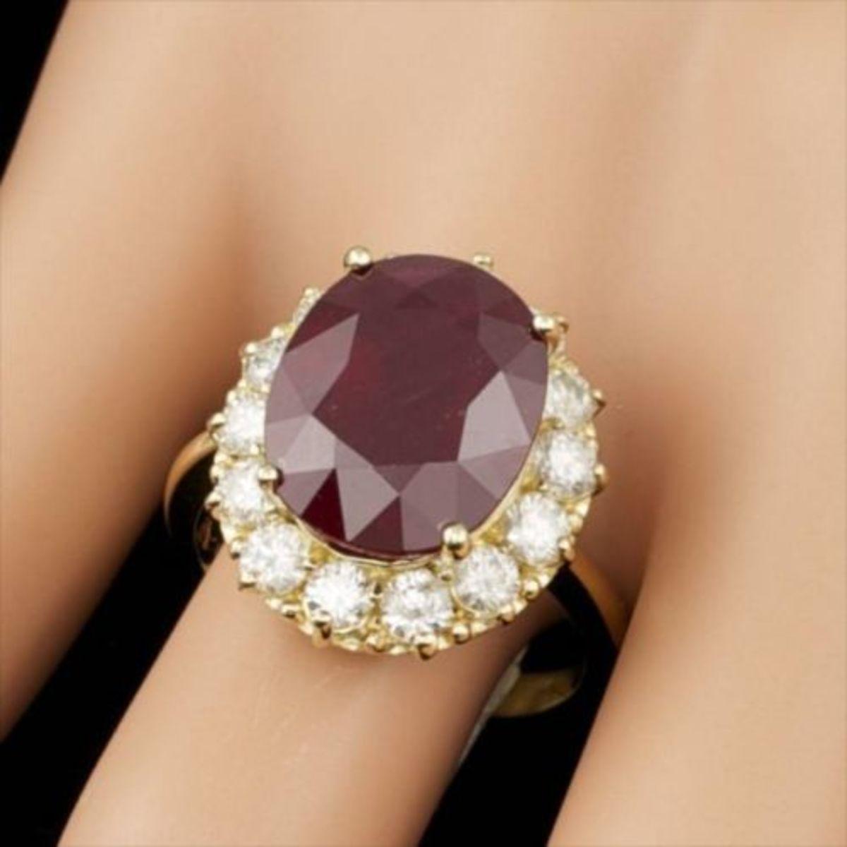 14K Yellow Gold 11.78ct Ruby and 1.48ct Diamond Ring
