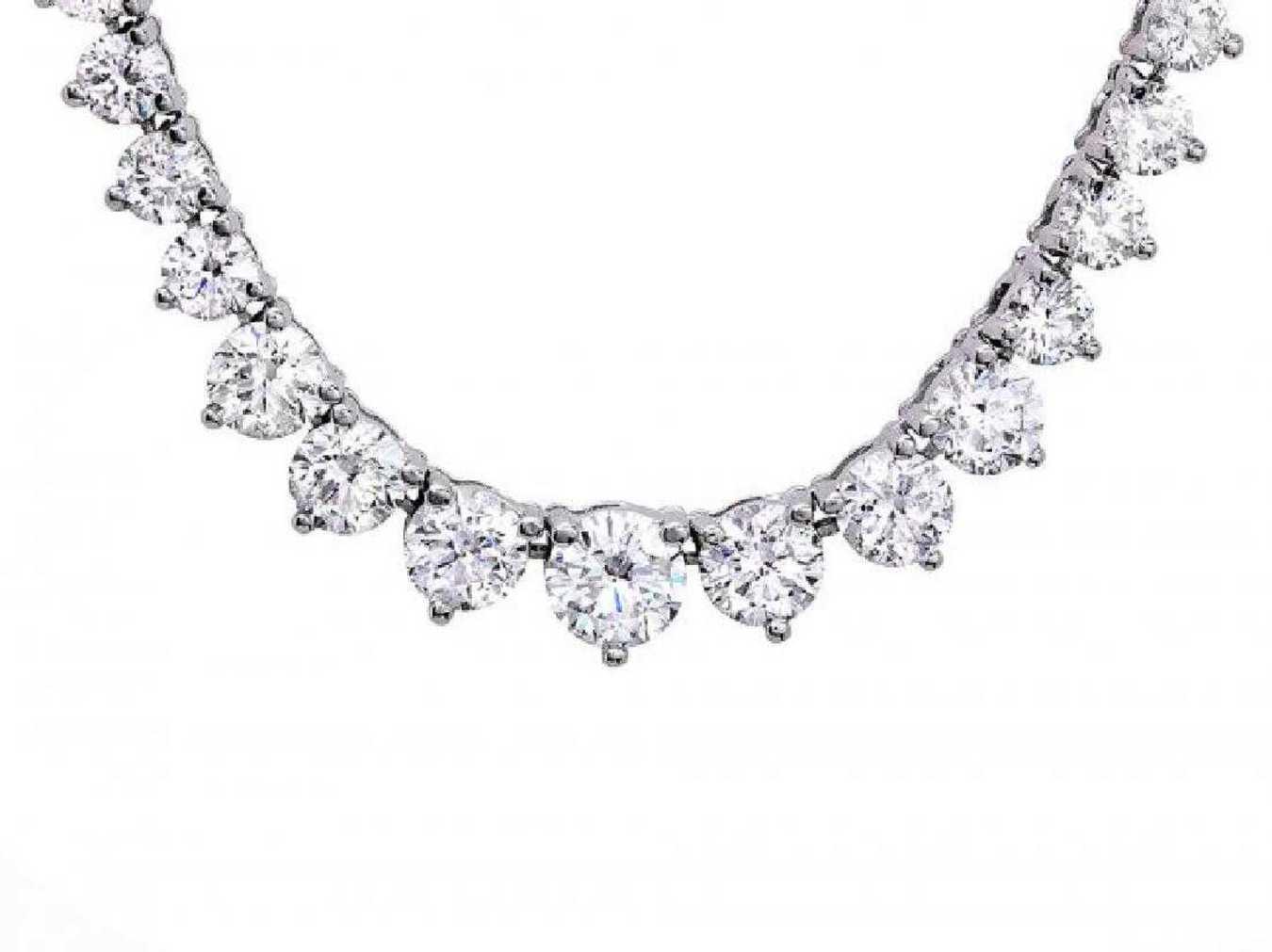 18K White Gold and 9.16ct Diamond Necklace