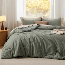 MICROFIBER/Polyester Comforter Set, King Size - Light Olive Green, 3 Pieces, Retail $85.00