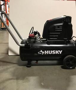 Husky 8G 150 PSI Hotdog Air Compressor. $171 MSRP