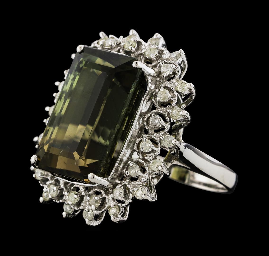 15.32 ctw Green Tourmaline and Diamond Ring - 14KT White Gold