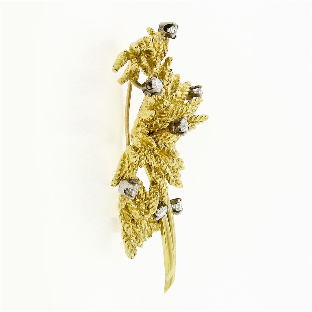Vintage 18K Yellow Gold 0.65 ctw Diamond Detailed Textured Leaf Flower Brooch Pi