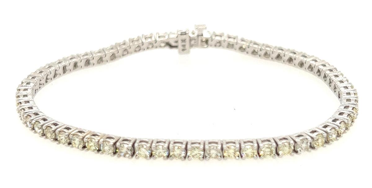 10.27 ctw Diamond Tennis Bracelet - 14KT White Gold