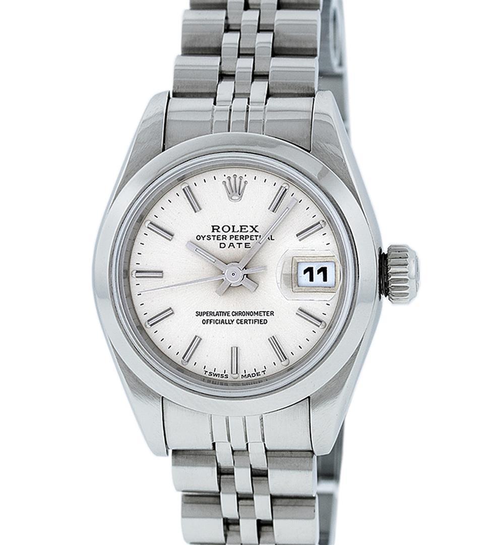 Rolex Ladies Stainless Steel Silver Index Smooth Bezel 26MM Quickset Date Wristw
