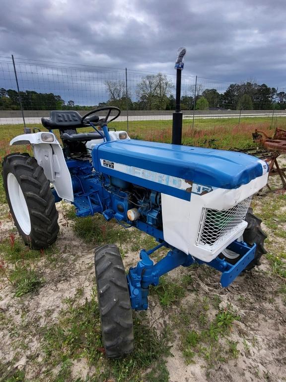 Ford 1510 Tractor