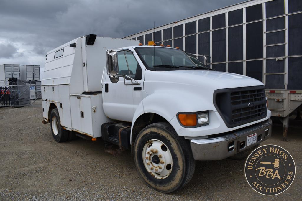 2000 FORD F750 SD 26200