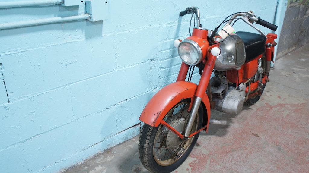 1962 YAMAHA YA5 Motorcycle