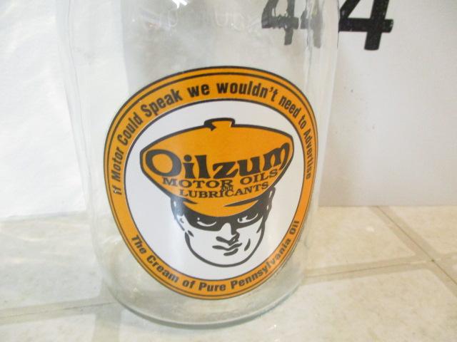 Oilzum oil bottle with spout