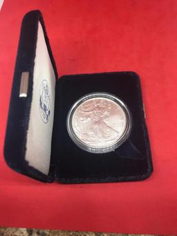 2018 .999 Silver one troy ounce Silver Eagle with velvet case