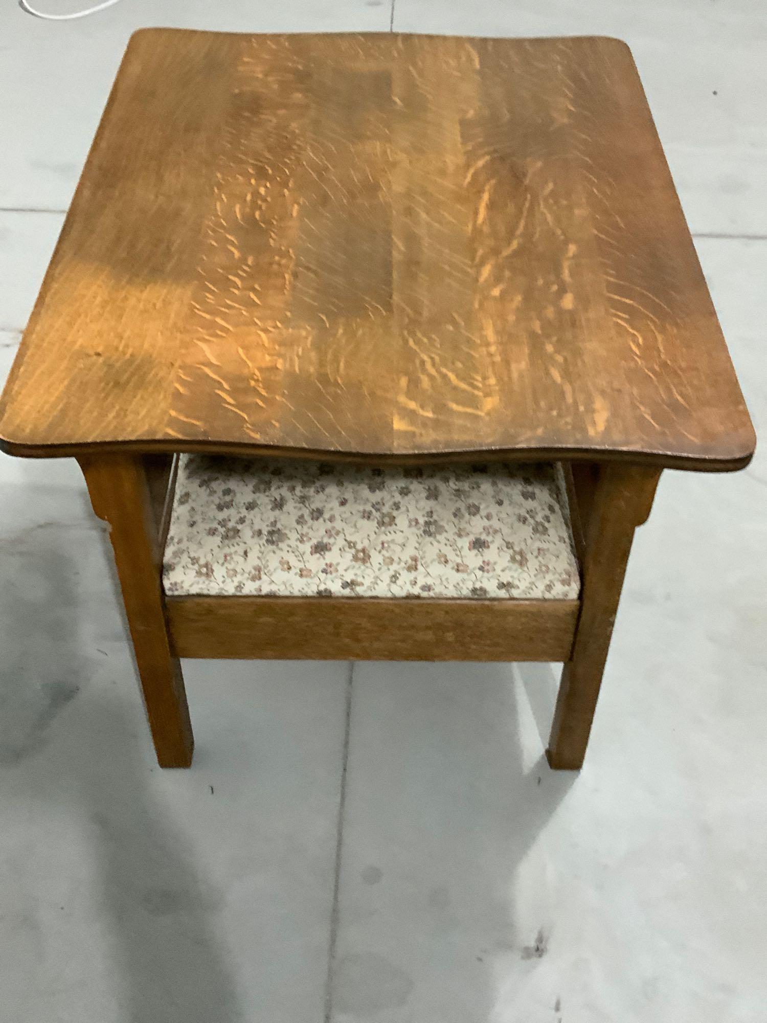 MISSION OAK TABLE CHAIR WITH DRAWER