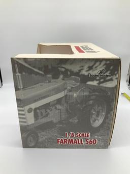 J Ertl - Scale Model Toys Farmall 560 1:8 scale NIB