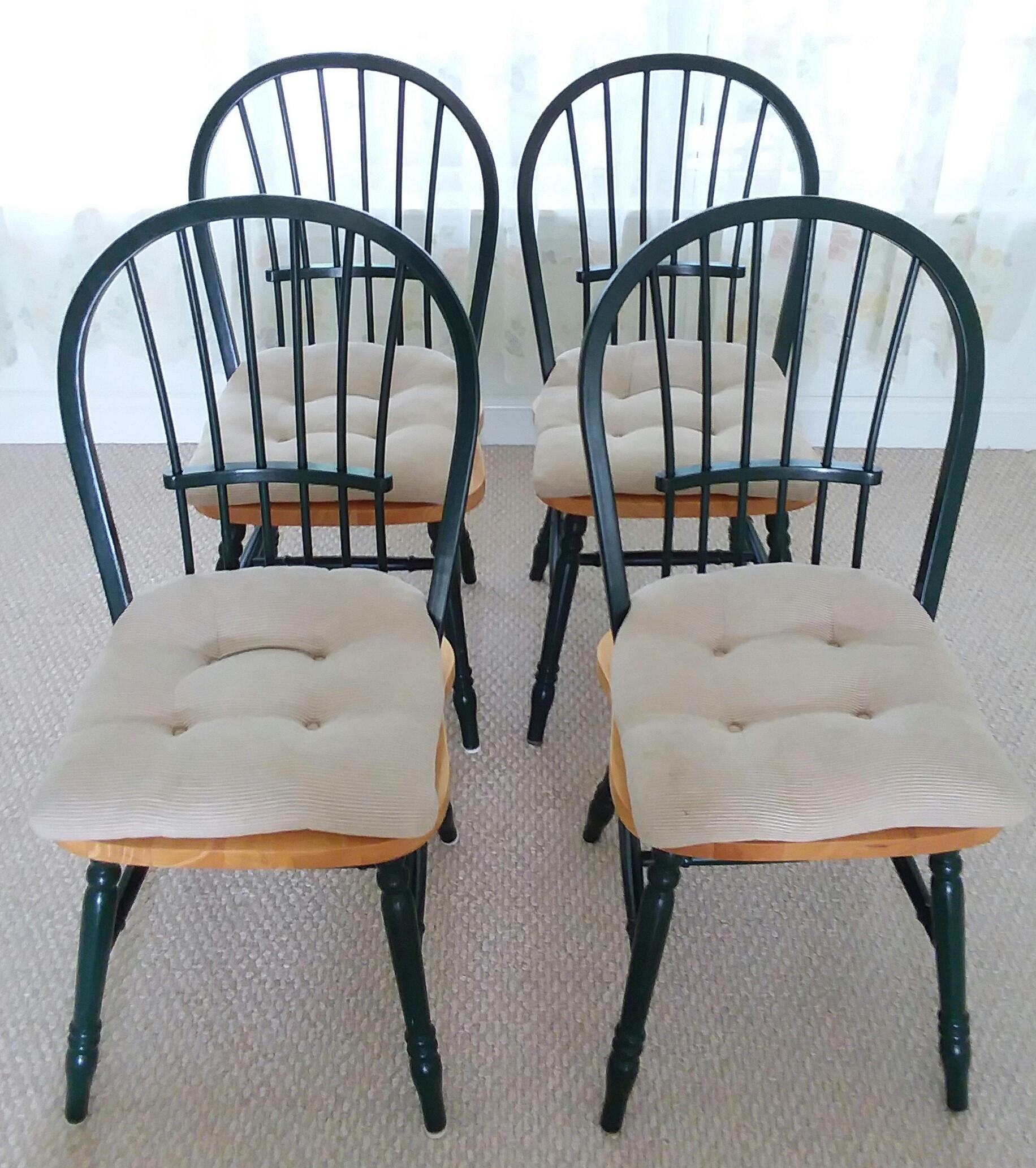Kitchen Table and four chairs