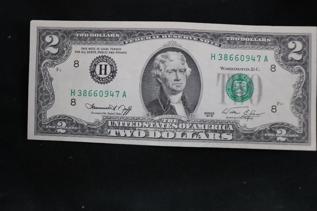 "10" 1976 2 Dollar Bills