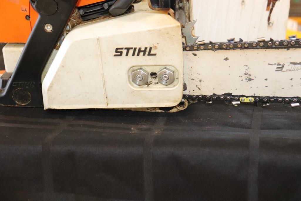 Stihl MS 250 Gas Powered Chainsaw