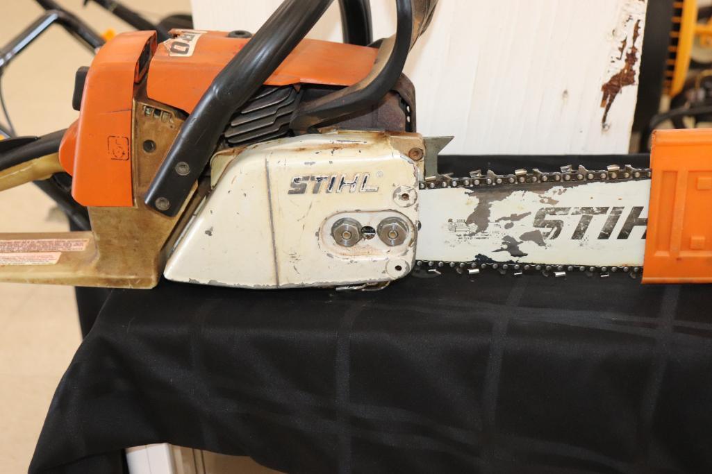 Stihl MS 260 Pro Gas Powered Chainsaw