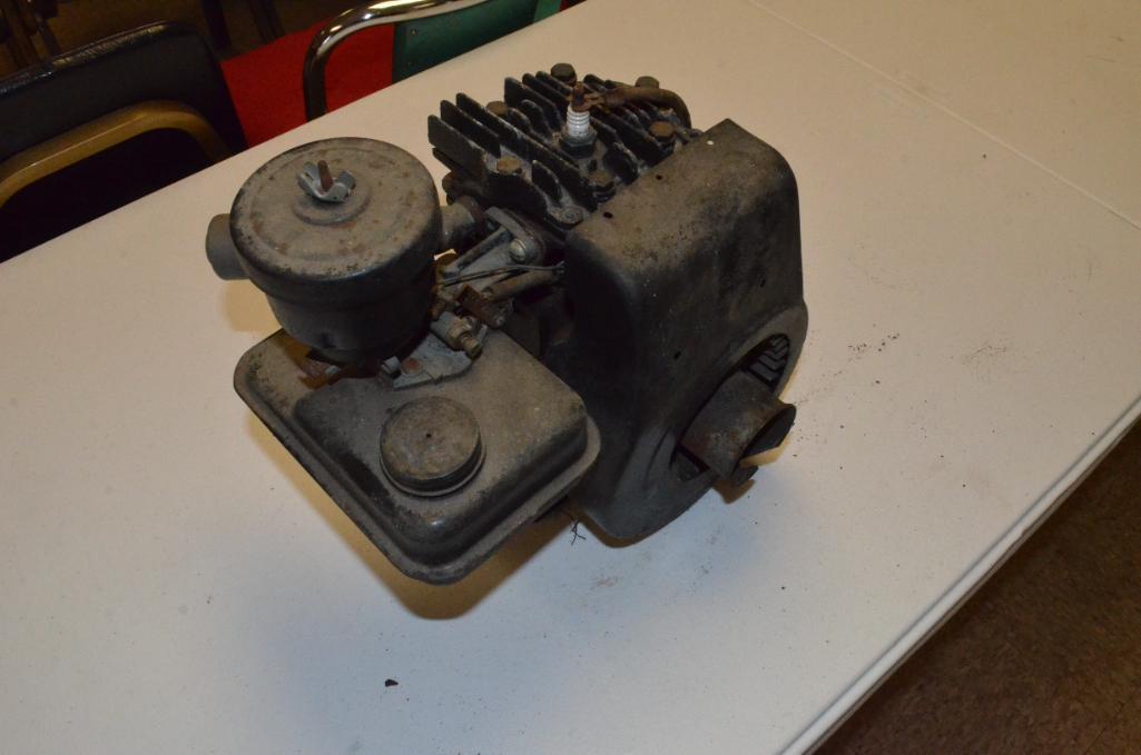 Briggs & Stratton Model 62 Type No. 7010889 Gas Engine