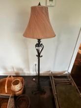 LIVING ROOM FLOOR LAMP 58 INCHES TALL