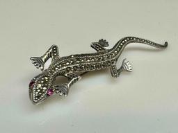 925 Sterling Silver Lizard with Ruby Gemstone Eyes Pin Brooch