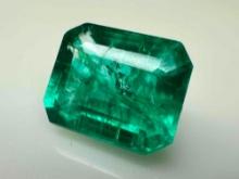 Astonishing 9.3ct Emerald cut Emerald Gemstone