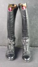 Pair of vintage Effingham black field riding boots size 9