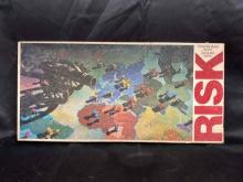 VINTAGE 1975 Risk Game Parker Brothers in Very Good Condition