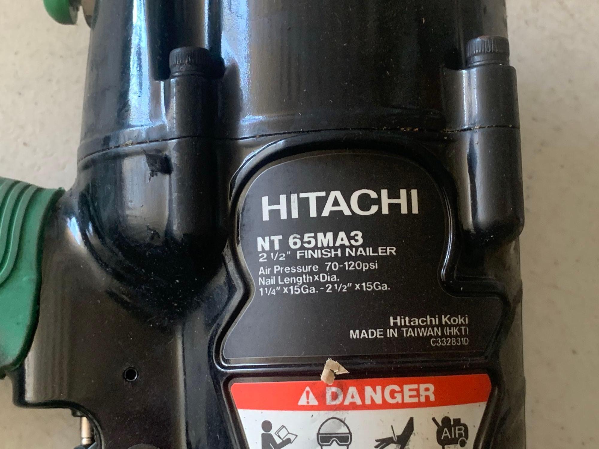 Hitachi 2 1/2 in Finish Nailer