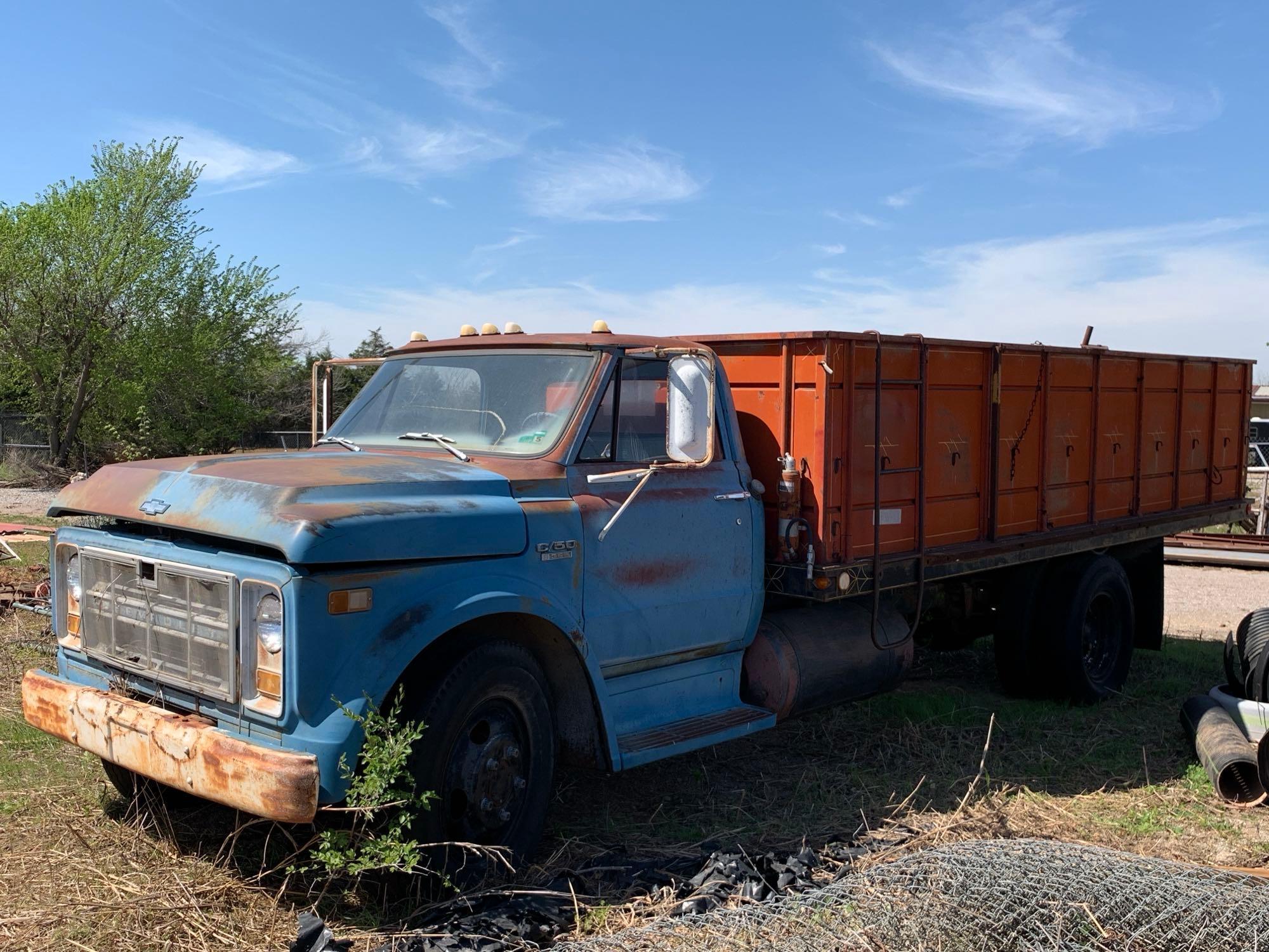 1971 Chevrolet Truck with Dump Bed