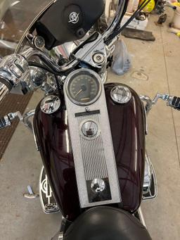 2006 Harley Davidson Classic Road King with matching trailer