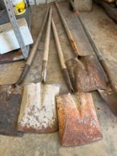5 Square end shovels YOU ARE BIDDING TIMES THE MONEY!!!!!