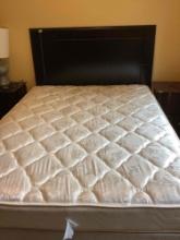 queen size bed with matress
