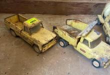 vintage Tonka pick up and dump truck