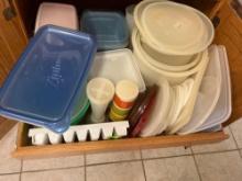 plastic bowls and lids