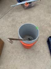 two 5gallon buckets one hook