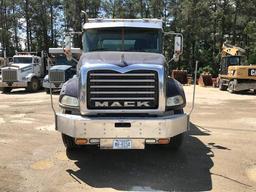 2009 Mack GU813 Quad-Axle Dump Truck