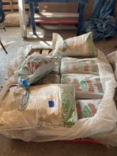 Pallet of Quickcrete Play Sand & Bag Of Fertilizer